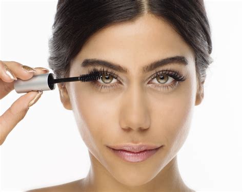 The impact of Naric extension mascara on the beauty industry